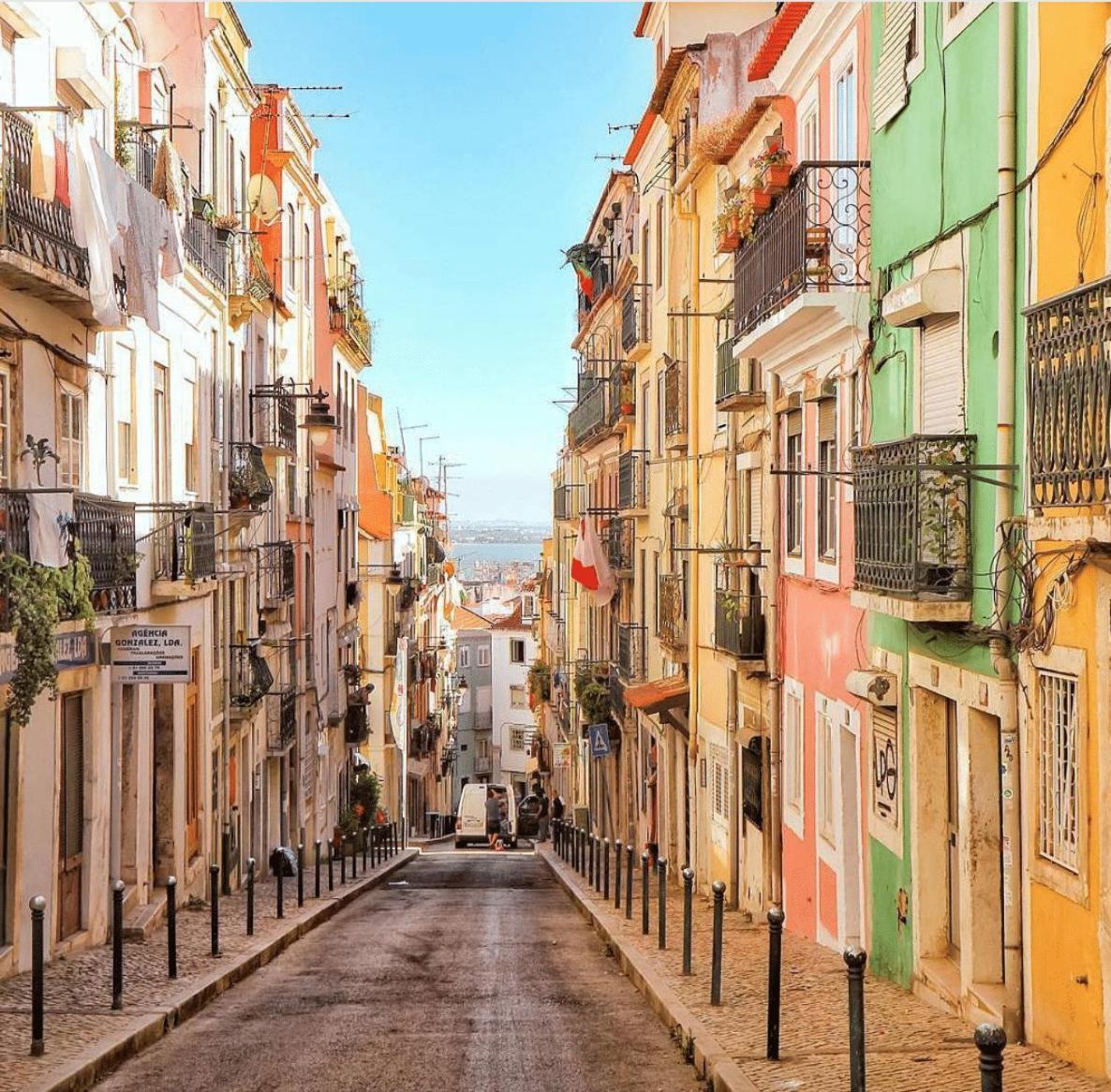 Your Home In Bairro Alto Lisbon Exterior photo